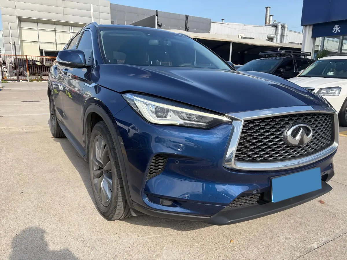 2020 Infiniti QX50 2.0T 245HP L4 CVT,autocango,china used car exporter,china ev exporter,chinese used car exporter,chinese used ev exporter