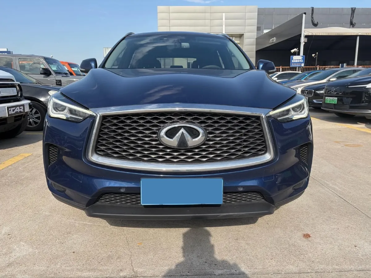 2020 Infiniti QX50 2.0T 245HP L4 CVT,autocango,china used car exporter,china ev exporter,chinese used car exporter,chinese used ev exporter
