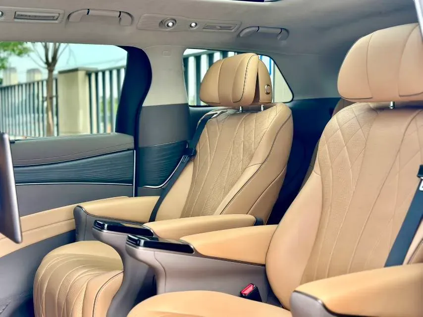 2022 Honda Odyssey 2.0L 146HP L4 E-CVT Hybrid,autocango,china used car exporter,china ev exporter,chinese used car exporter,chinese used ev exporter