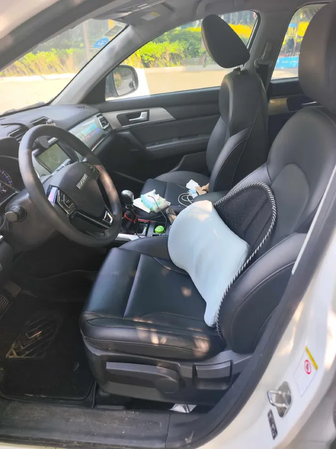 2018 Haval H2 1.5T 150HP L4 6MT,autocango,china used car exporter,china ev exporter,chinese used car exporter,chinese used ev exporter