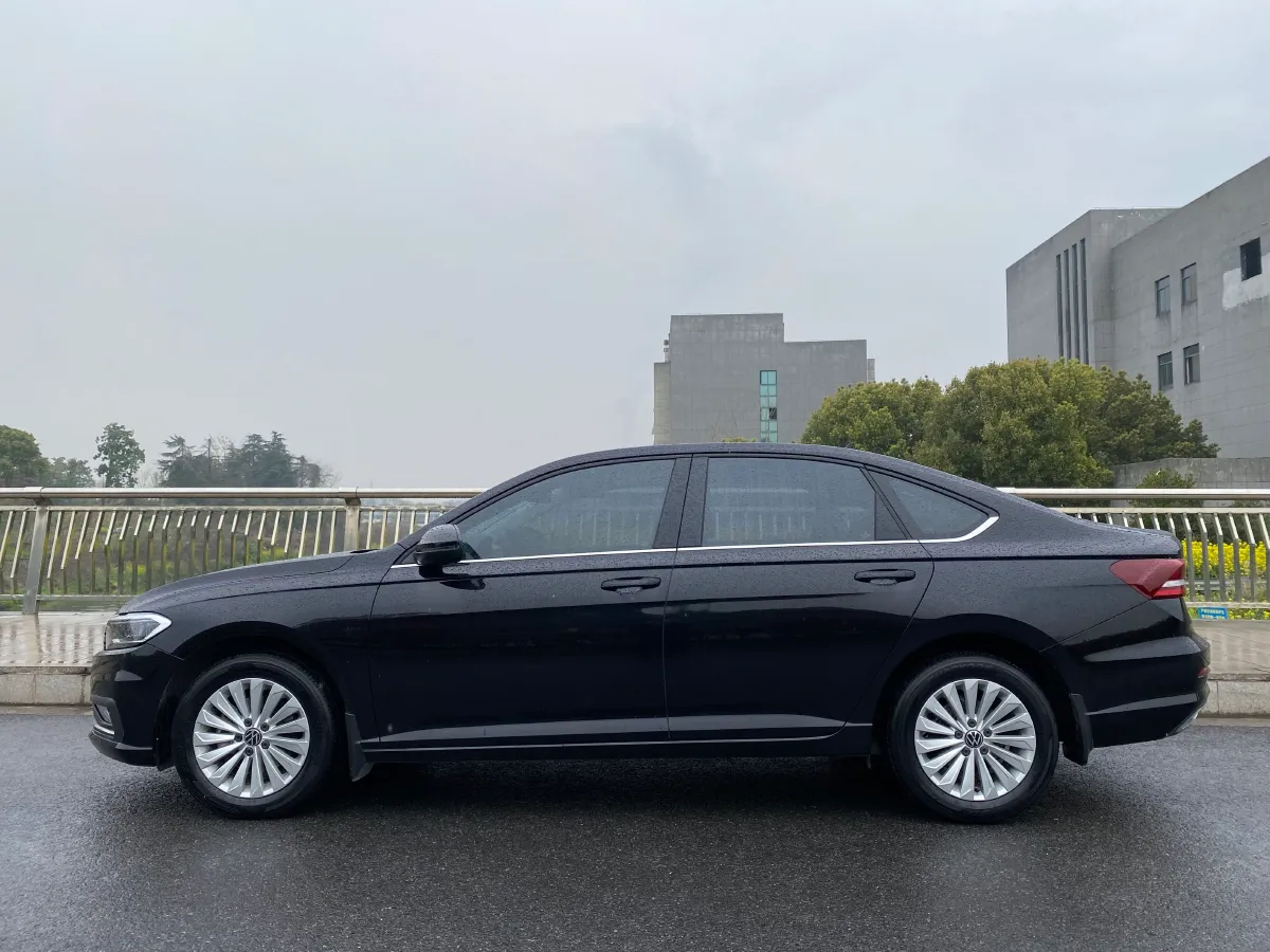 2022 Volkswagen Sagitar 1.2T 116HP L4 7DCT,autocango,china used car exporter,china ev exporter,chinese used car exporter,chinese used ev exporter