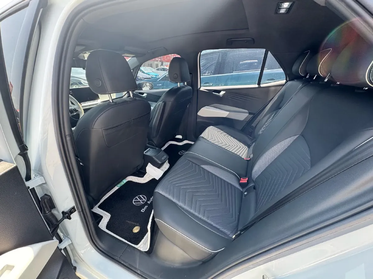 2023 Volkswagen ID.3 BEV 52.8KWH,autocango,china used car exporter,china ev exporter,chinese used car exporter,chinese used ev exporter