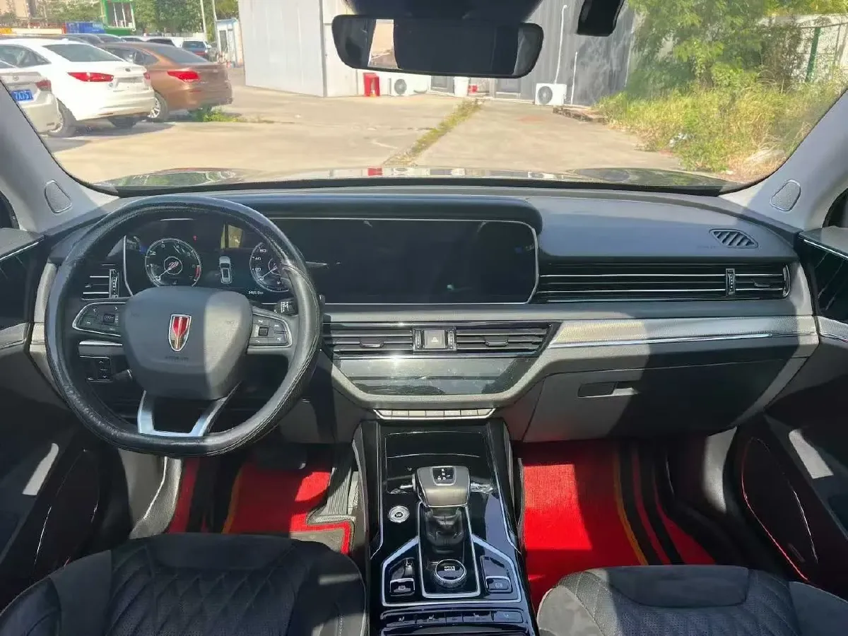 2022 HongQi HS5 2.0T 224HP L4 6AT,autocango,china used car exporter,china ev exporter,chinese used car exporter,chinese used ev exporter