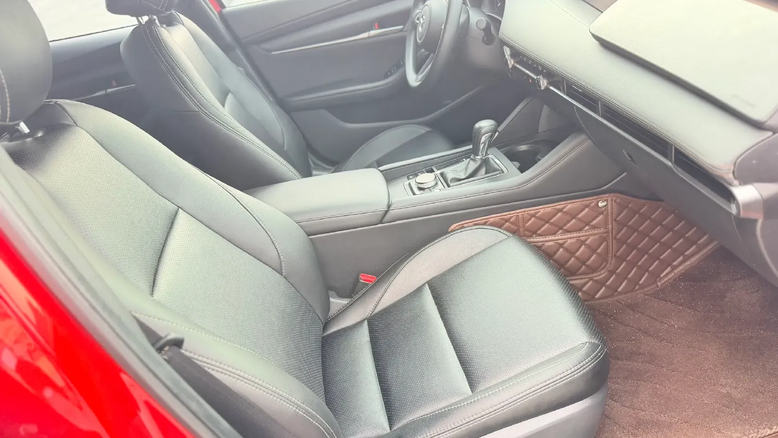 2022 Mazda 3 Axela 2.0L 158HP L4 6AT,autocango,china used car exporter,china ev exporter,chinese used car exporter,chinese used ev exporter