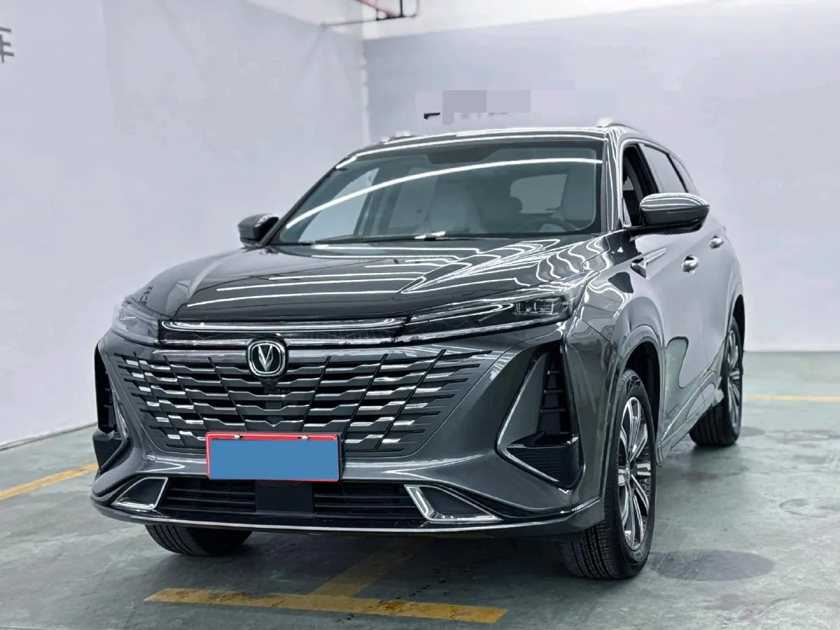 2022 ChangAn CS75 Plus 1.5T 188HP L4 8AT,autocango,china used car exporter,china ev exporter,chinese used car exporter,chinese used ev exporter