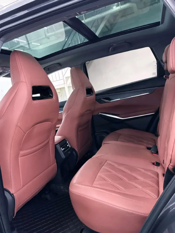 2022 ChangAn CS75 Plus 1.5T 188HP L4 8AT,autocango,china used car exporter,china ev exporter,chinese used car exporter,chinese used ev exporter