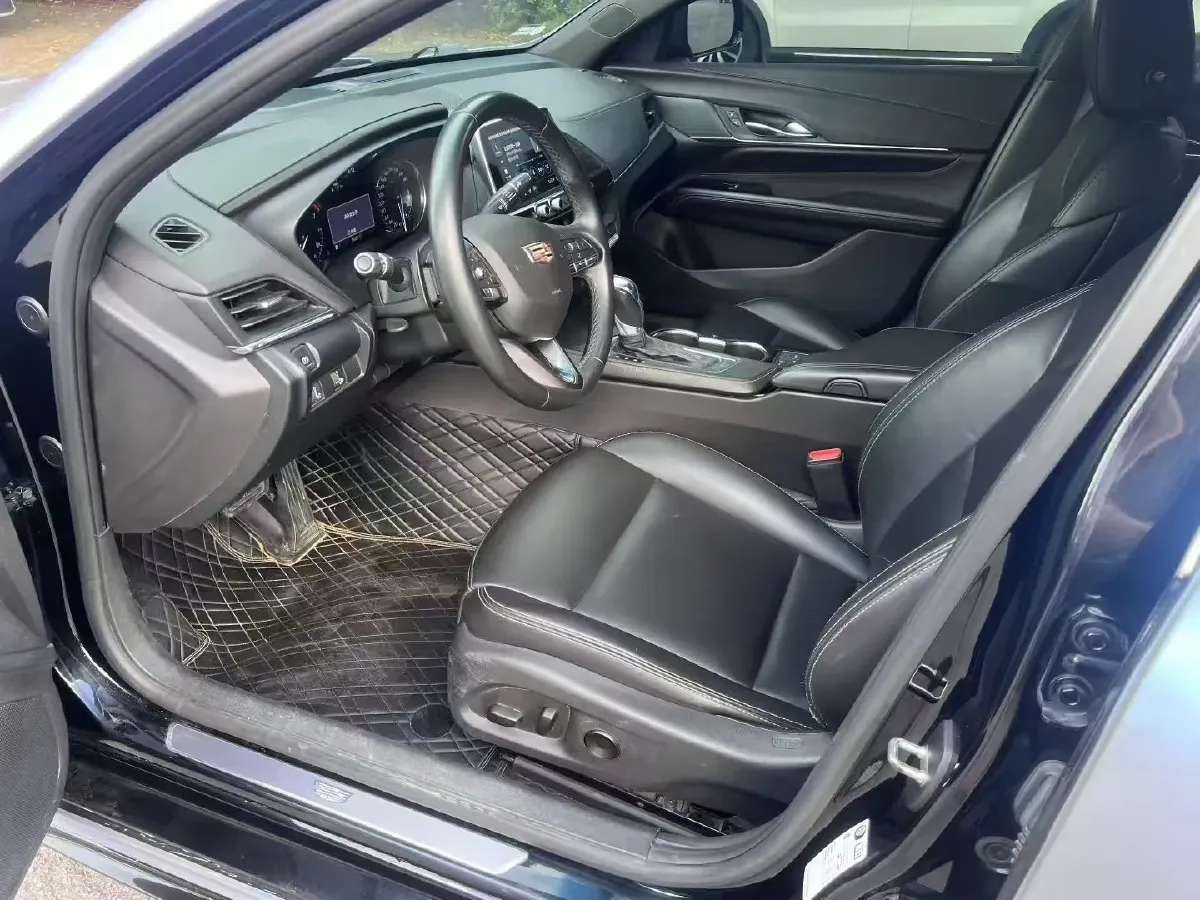 2021 Cadillac CT4 2.0T 237HP L4 8AT,autocango,china used car exporter,china ev exporter,chinese used car exporter,chinese used ev exporter