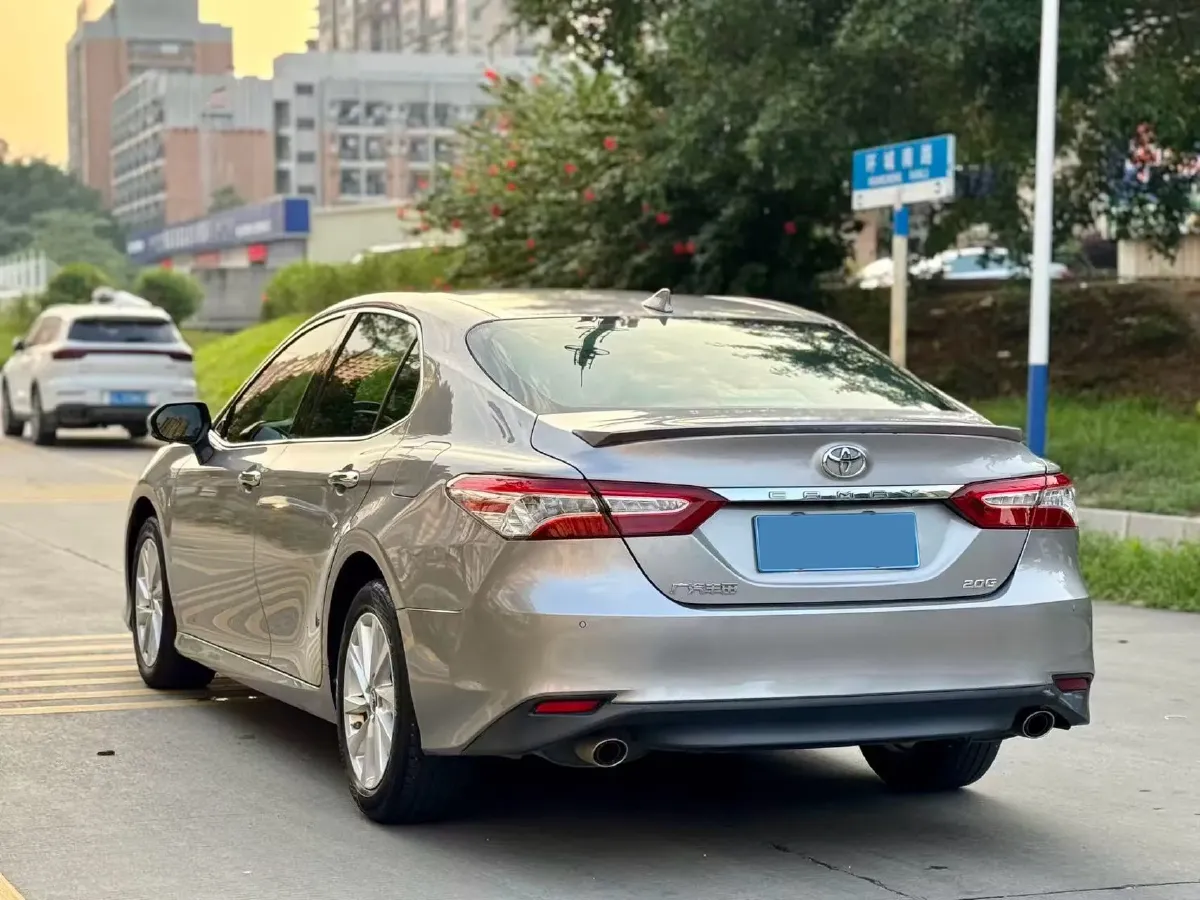 2021 Toyota Camry 2.0L 178HP L4 CVT,autocango,china used car exporter,china ev exporter,chinese used car exporter,chinese used ev exporter