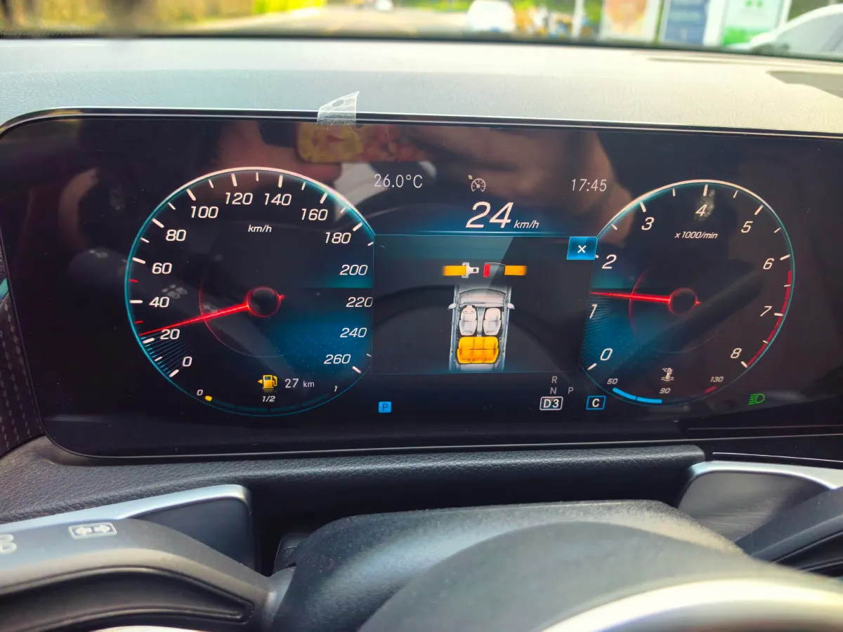 2023 Mercedes-Benz GLB Class 2.0T 190HP L4 8DCT,autocango,china used car exporter,china ev exporter,chinese used car exporter,chinese used ev exporter