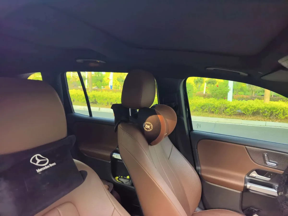 2023 Mercedes-Benz GLB Class 2.0T 190HP L4 8DCT,autocango,china used car exporter,china ev exporter,chinese used car exporter,chinese used ev exporter