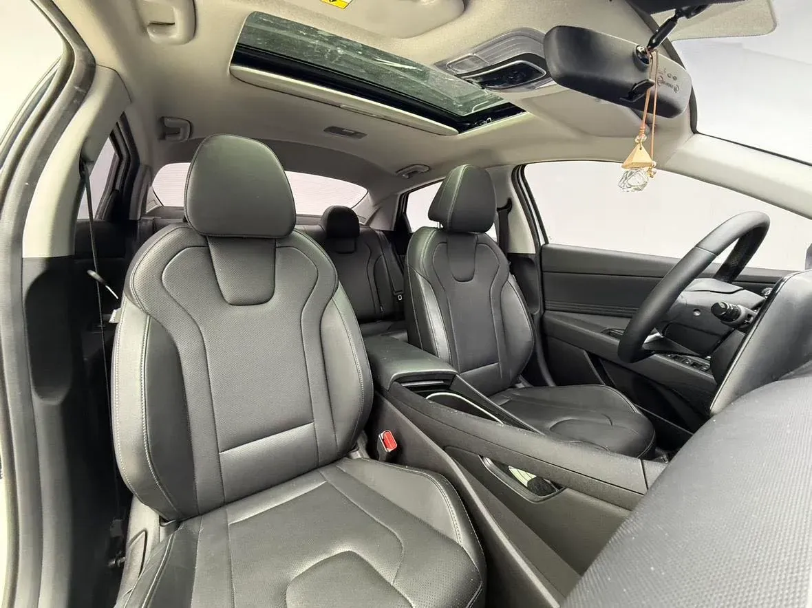 2022 Hyundai Elantra 1.5L 115HP L4 CVT,autocango,china used car exporter,china ev exporter,chinese used car exporter,chinese used ev exporter