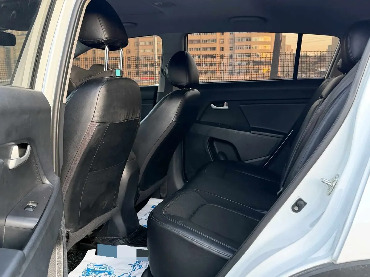 2016 Kia Sportage R 2.0L 165HP L4 6AT,autocango,china used car exporter,china ev exporter,chinese used car exporter,chinese used ev exporter