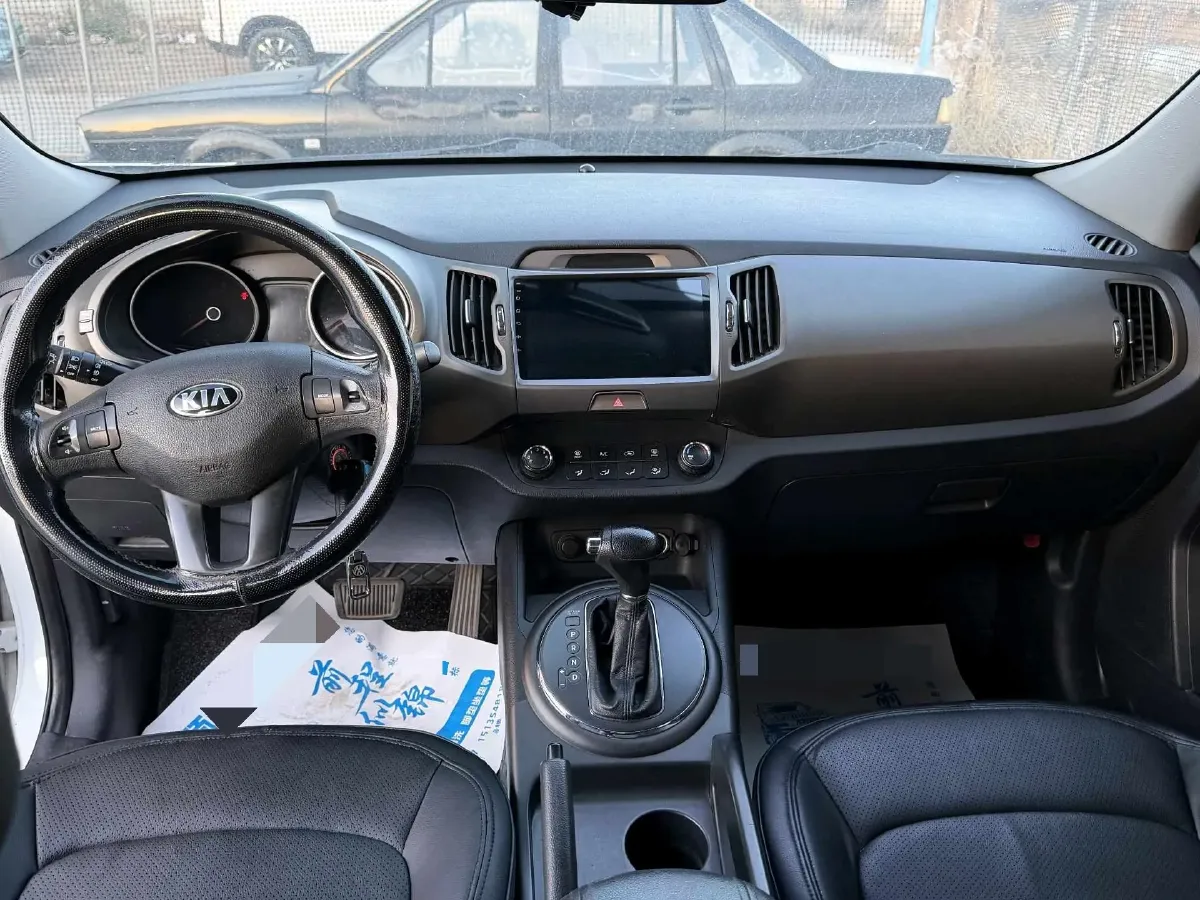 2016 Kia Sportage R 2.0L 165HP L4 6AT,autocango,china used car exporter,china ev exporter,chinese used car exporter,chinese used ev exporter