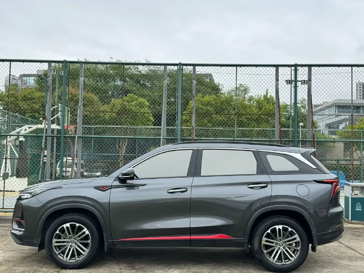 2021 ChangAn CS75 Plus 1.5T 178HP L4 6AT,autocango,china used car exporter,china ev exporter,chinese used car exporter,chinese used ev exporter