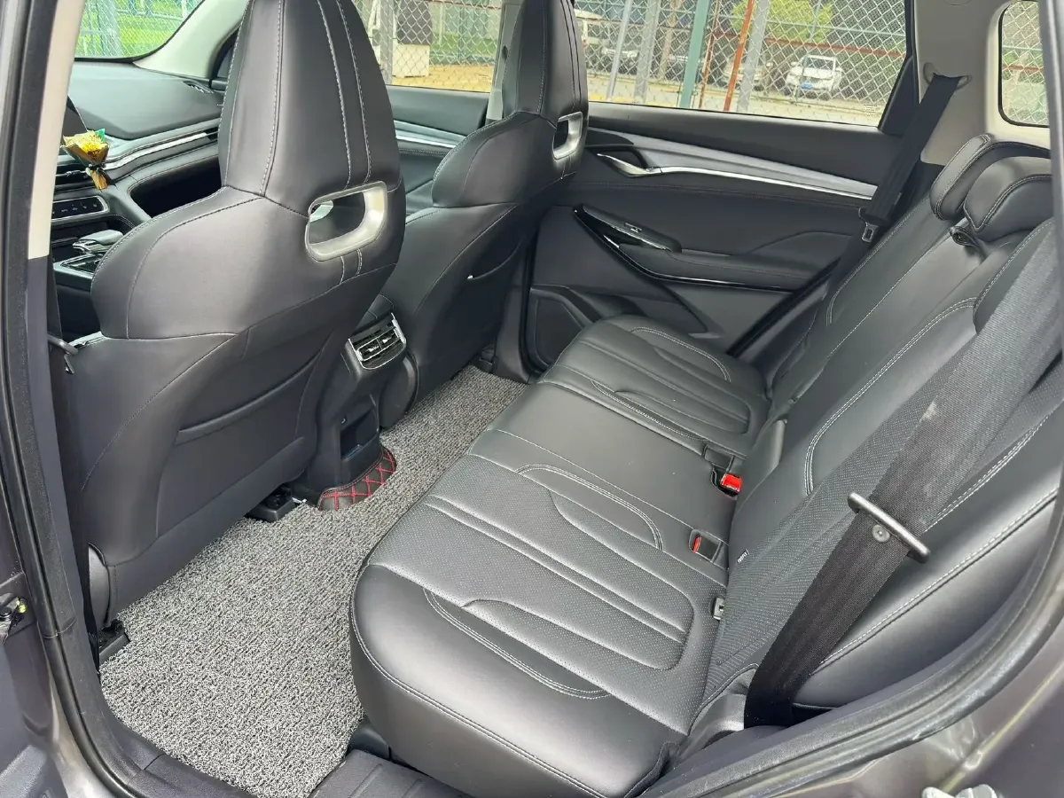 2021 ChangAn CS75 Plus 1.5T 178HP L4 6AT,autocango,china used car exporter,china ev exporter,chinese used car exporter,chinese used ev exporter