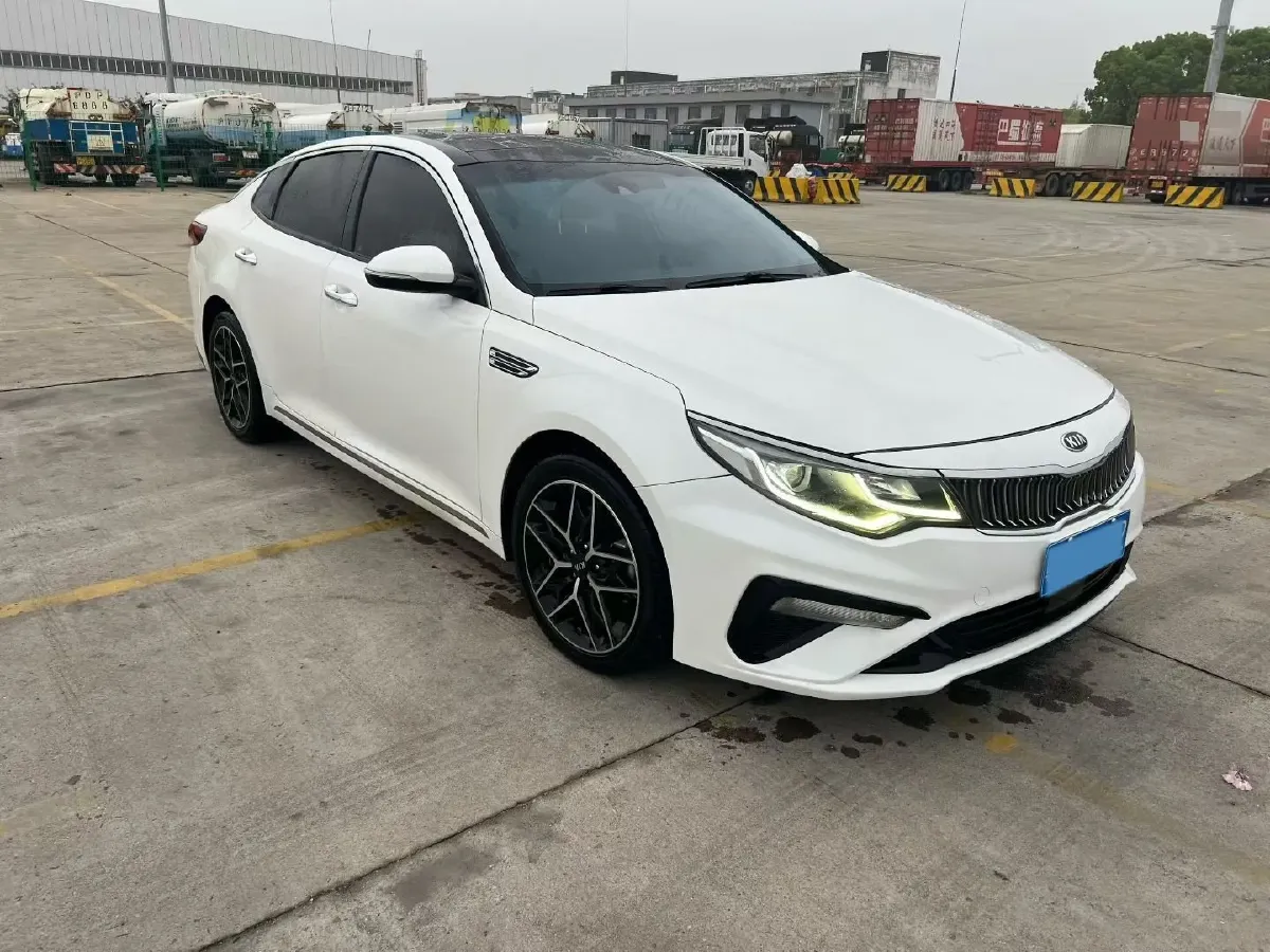 2016 Kia K5 2.0L 161HP L4 6AT,autocango,china used car exporter,china ev exporter,chinese used car exporter,chinese used ev exporter