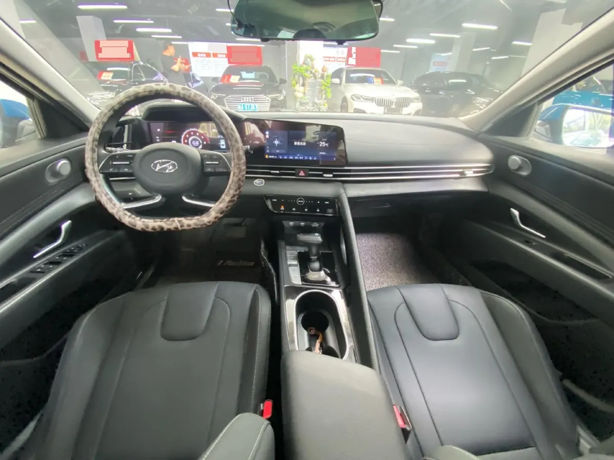 2021 Hyundai Elantra 1.5L 115HP L4 CVT,autocango,china used car exporter,china ev exporter,chinese used car exporter,chinese used ev exporter