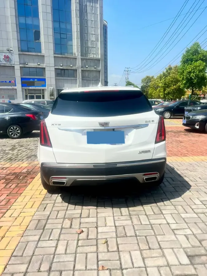 2021 Cadillac XT5 2.0T 237HP L4 9AT,autocango,china used car exporter,china ev exporter,chinese used car exporter,chinese used ev exporter