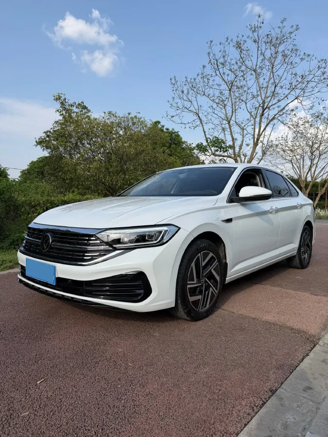 2023 Volkswagen Sagitar 1.5T 160HP L4 7DCT,autocango,china used car exporter,china ev exporter,chinese used car exporter,chinese used ev exporter