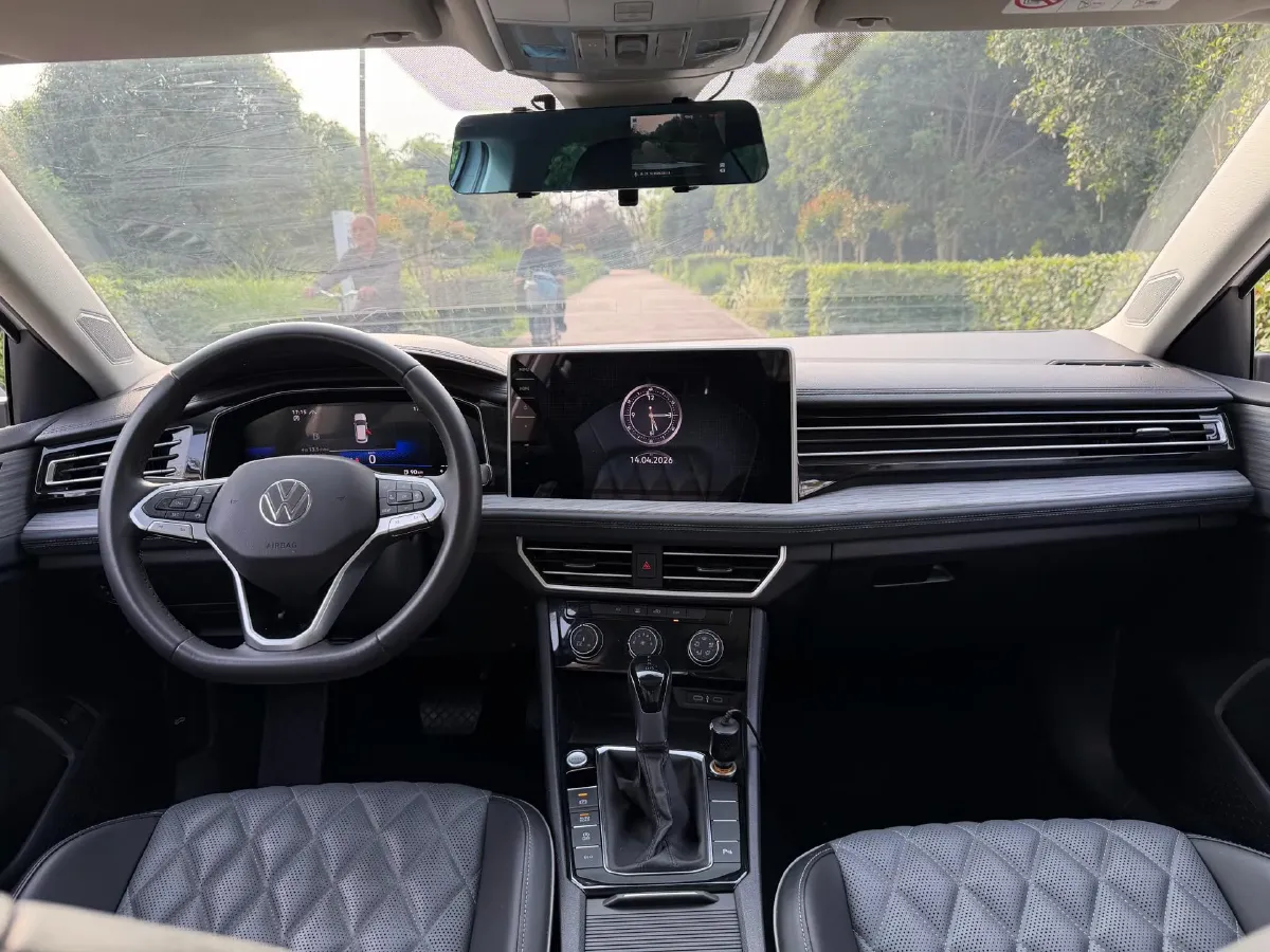 2023 Volkswagen Sagitar 1.5T 160HP L4 7DCT,autocango,china used car exporter,china ev exporter,chinese used car exporter,chinese used ev exporter