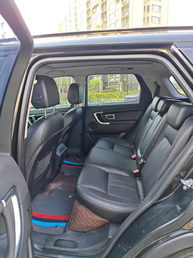 2018 Land Rover Discovery Sport 2.0T 241HP L4 9AT,autocango,china used car exporter,china ev exporter,chinese used car exporter,chinese used ev exporter