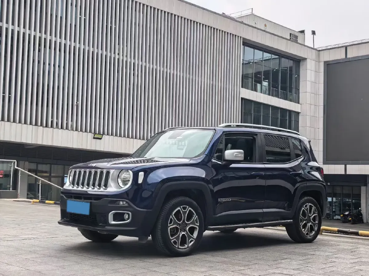 2018 Jeep Renegade 2.0L 155HP L4 9AT,autocango,china used car exporter,china ev exporter,chinese used car exporter,chinese used ev exporter
