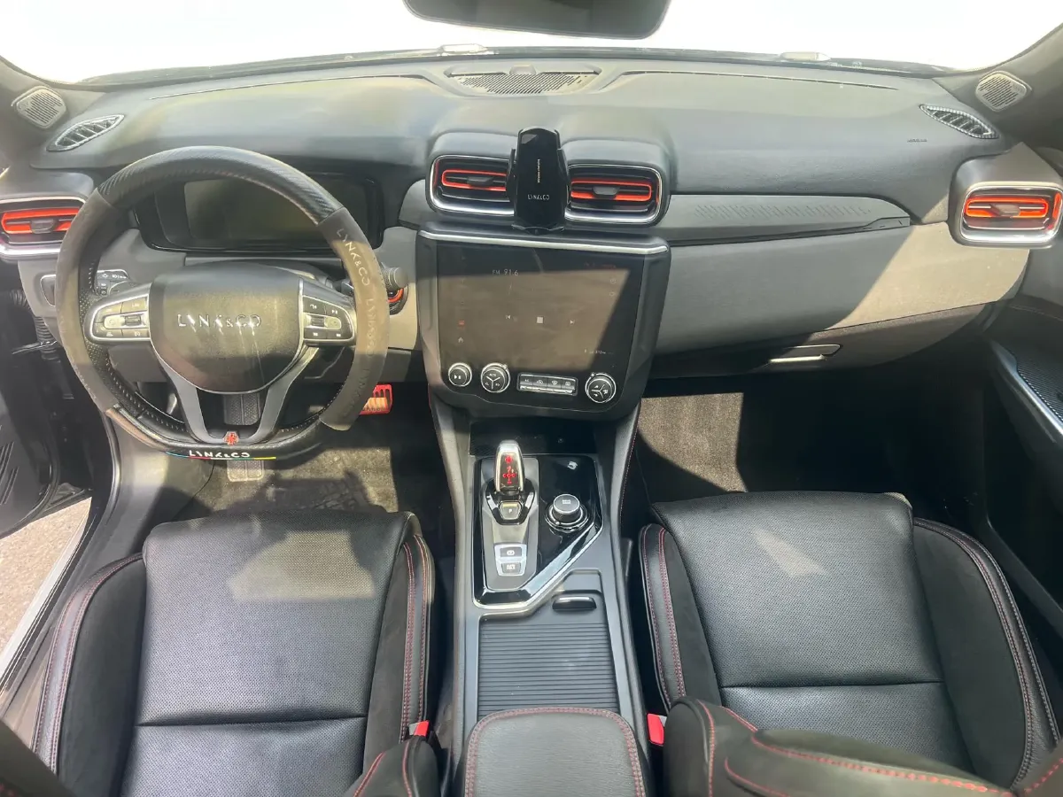 2019 LYNK&CO 03 2.0T 190HP L4 6AT,autocango,china used car exporter,china ev exporter,chinese used car exporter,chinese used ev exporter