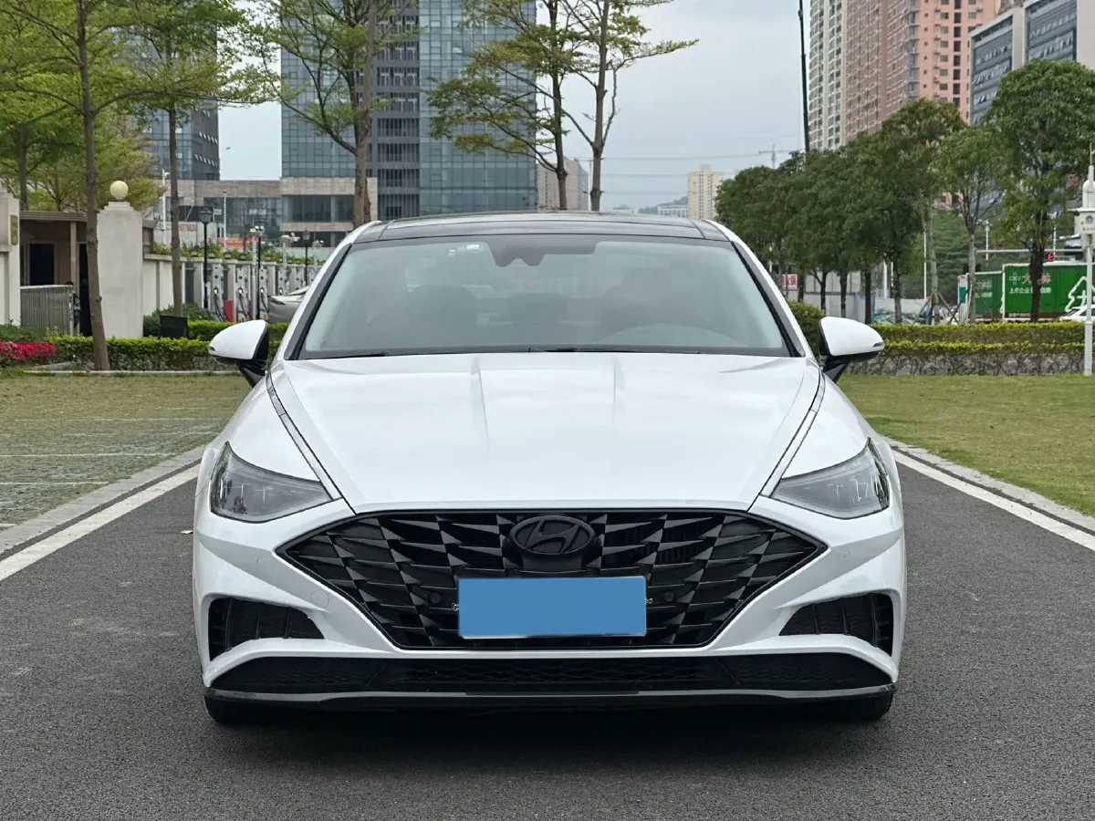 2020 Hyundai Sonata 1.5T 170HP L4 7DCT,autocango,china used car exporter,china ev exporter,chinese used car exporter,chinese used ev exporter