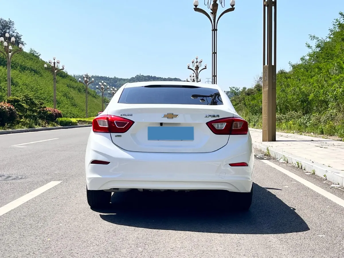 2018 Chevrolet Cruze 1.5L 114HP L4 6AT,autocango,china used car exporter,china ev exporter,chinese used car exporter,chinese used ev exporter