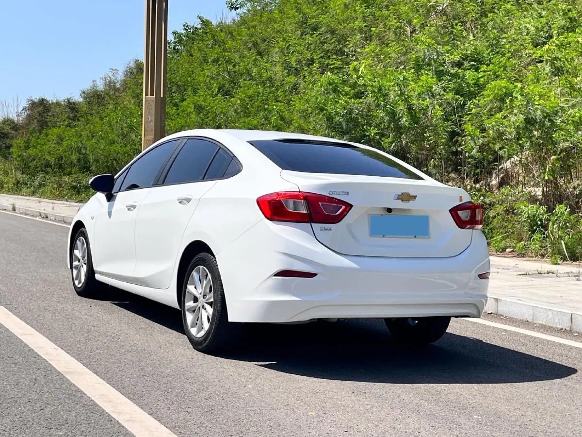2018 Chevrolet Cruze 1.5L 114HP L4 6AT,autocango,china used car exporter,china ev exporter,chinese used car exporter,chinese used ev exporter