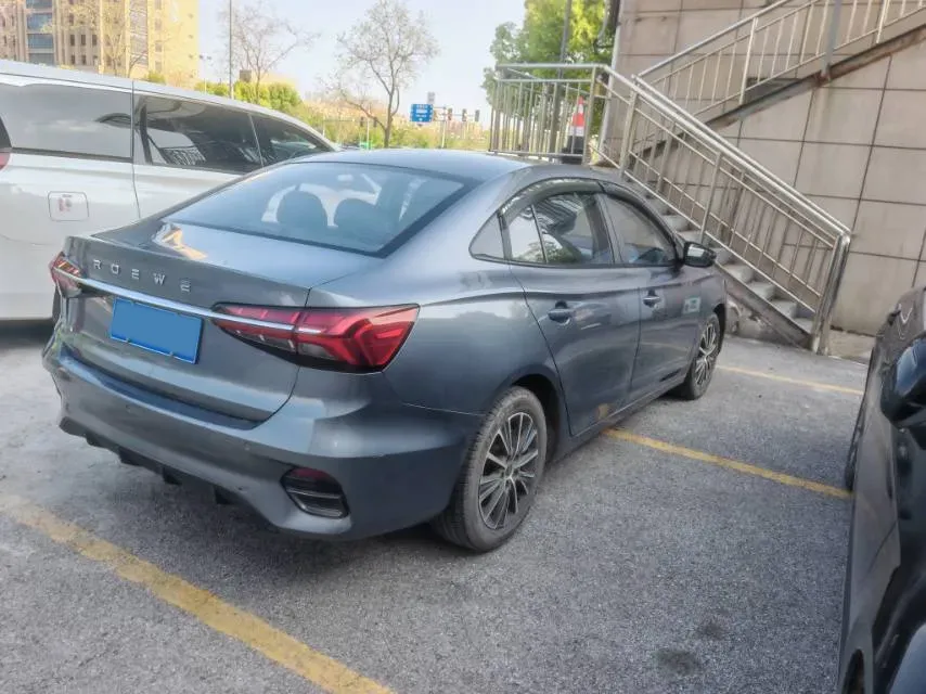 2021 Roewe i5 1.5L 120HP L4 CVT,autocango,china used car exporter,china ev exporter,chinese used car exporter,chinese used ev exporter