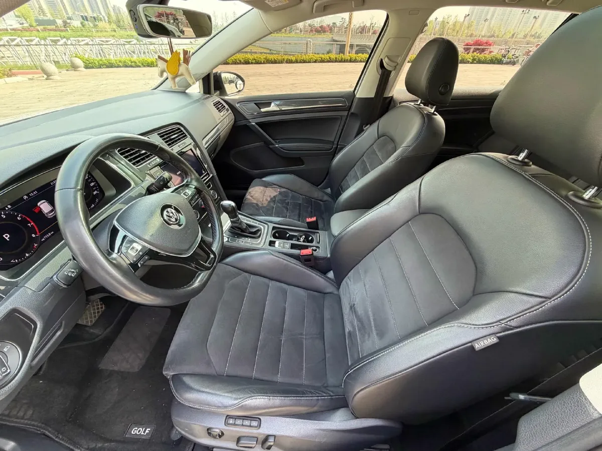 2019 Volkswagen Golf 1.4T 150HP L4 7DCT,autocango,china used car exporter,china ev exporter,chinese used car exporter,chinese used ev exporter