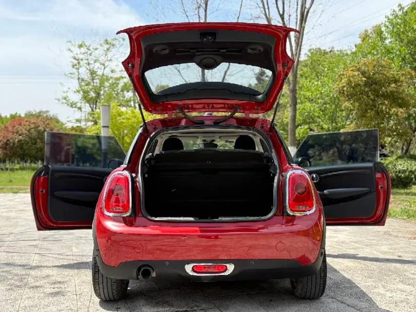 2016 MINI MINI 1.2T 102HP L3 6AT,autocango,china used car exporter,china ev exporter,chinese used car exporter,chinese used ev exporter