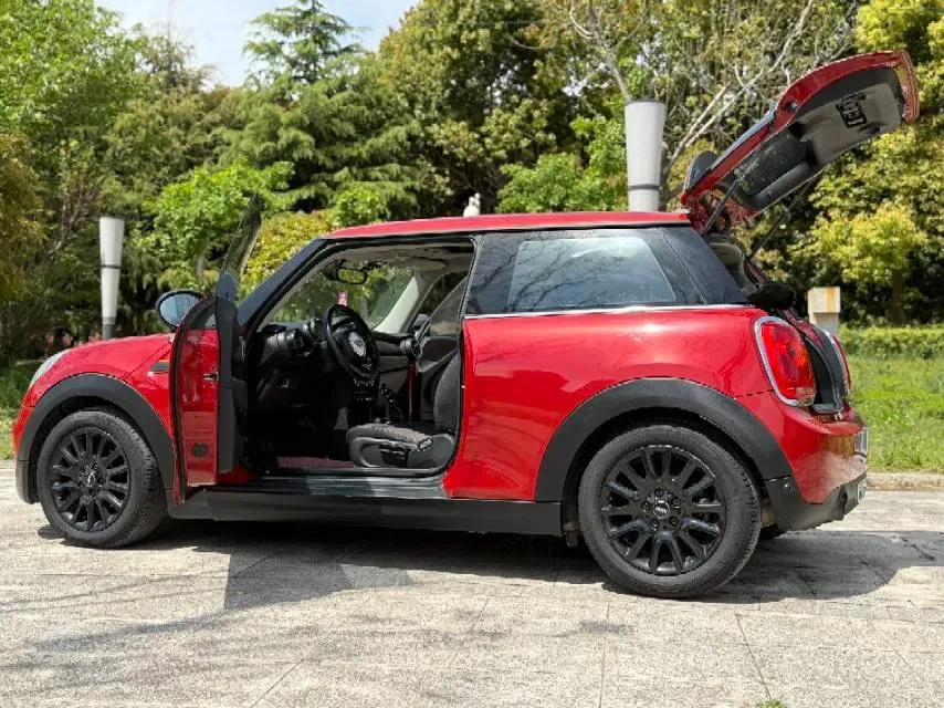 2016 MINI MINI 1.2T 102HP L3 6AT,autocango,china used car exporter,china ev exporter,chinese used car exporter,chinese used ev exporter