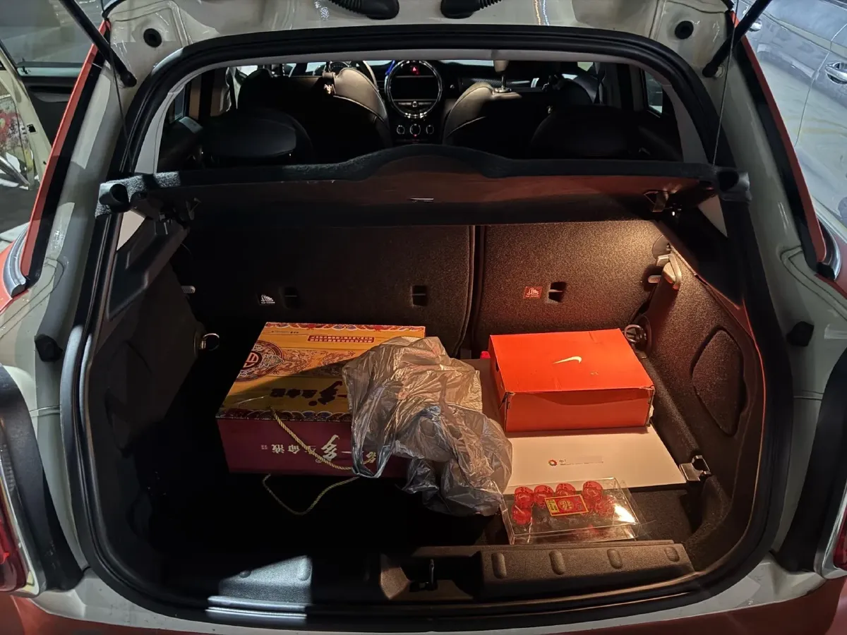 2019 MINI MINI 2.0T 192HP L4 7DCT,autocango,china used car exporter,china ev exporter,chinese used car exporter,chinese used ev exporter