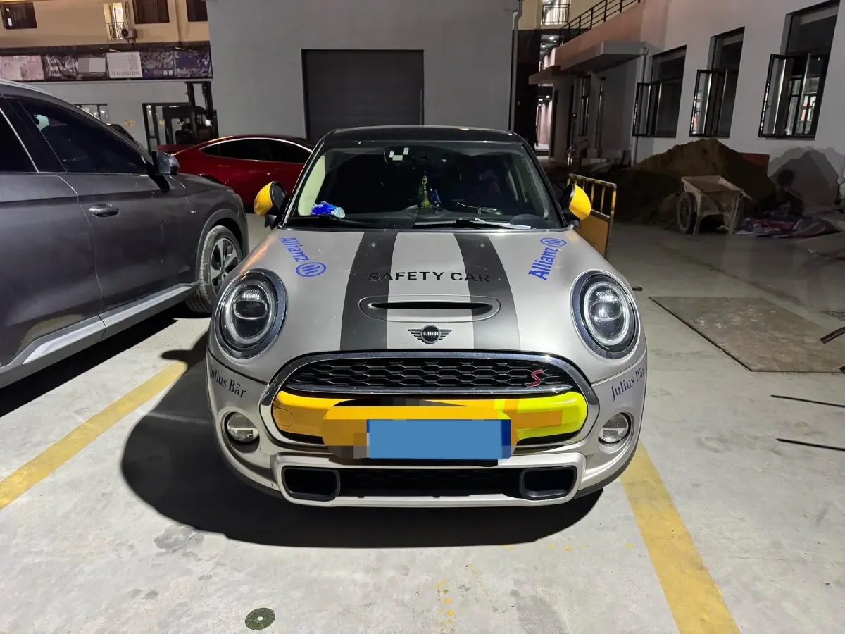 2019 MINI MINI 2.0T 192HP L4 7DCT,autocango,china used car exporter,china ev exporter,chinese used car exporter,chinese used ev exporter