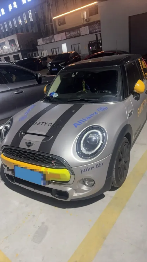 2019 MINI MINI 2.0T 192HP L4 7DCT,autocango,china used car exporter,china ev exporter,chinese used car exporter,chinese used ev exporter