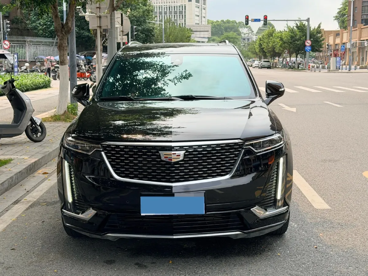 2022 Cadillac XT6 2.0T 237HP L4 9AT,autocango,china used car exporter,china ev exporter,chinese used car exporter,chinese used ev exporter