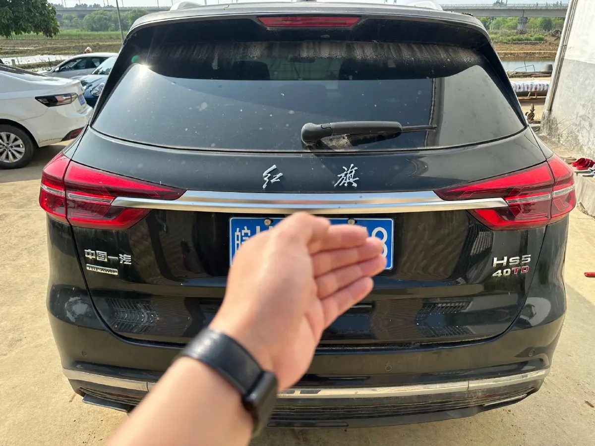 2019 HongQi HS5 2.0T 224HP L4 6AT,autocango,china used car exporter,china ev exporter,chinese used car exporter,chinese used ev exporter