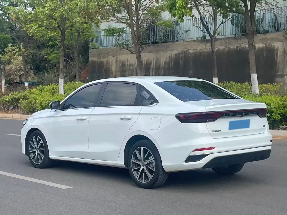 2023 Geely Emgrand 1.5L 127HP L4 CVT,autocango,china used car exporter,china ev exporter,chinese used car exporter,chinese used ev exporter