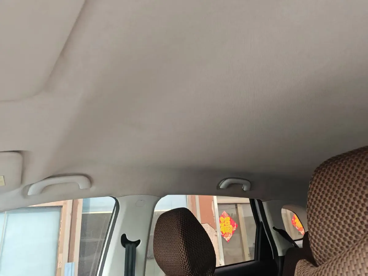 2020 BaoJun 530 1.5T 147HP L4 6MT,autocango,china used car exporter,china ev exporter,chinese used car exporter,chinese used ev exporter