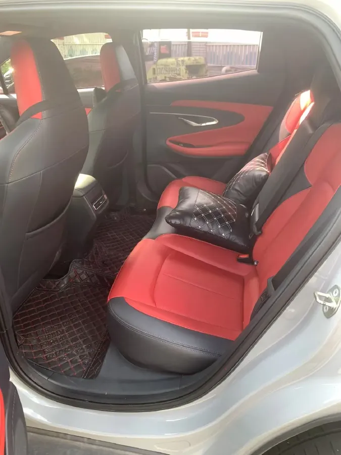 2020 ChangAn UNI-T 1.5T 180HP L4 7DCT,autocango,china used car exporter,china ev exporter,chinese used car exporter,chinese used ev exporter