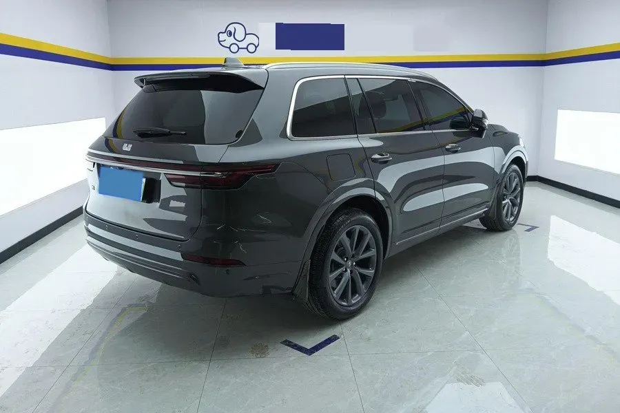 2020 Li ONE Range Extended 131HP REEV 40.5KWH,autocango,china used car exporter,china ev exporter,chinese used car exporter,chinese used ev exporter