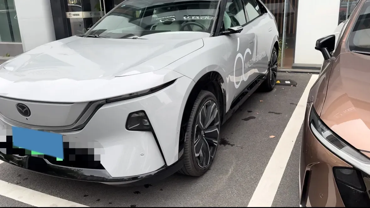 2025 Mazda EZ-60 REEV 98HP REEV,autocango,china used car exporter,china ev exporter,chinese used car exporter,chinese used ev exporter