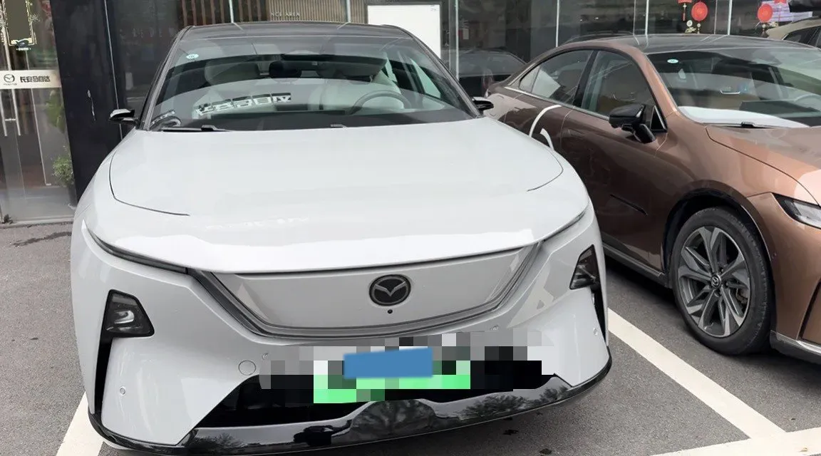 2025 Mazda EZ-60 REEV 98HP REEV,autocango,china used car exporter,china ev exporter,chinese used car exporter,chinese used ev exporter