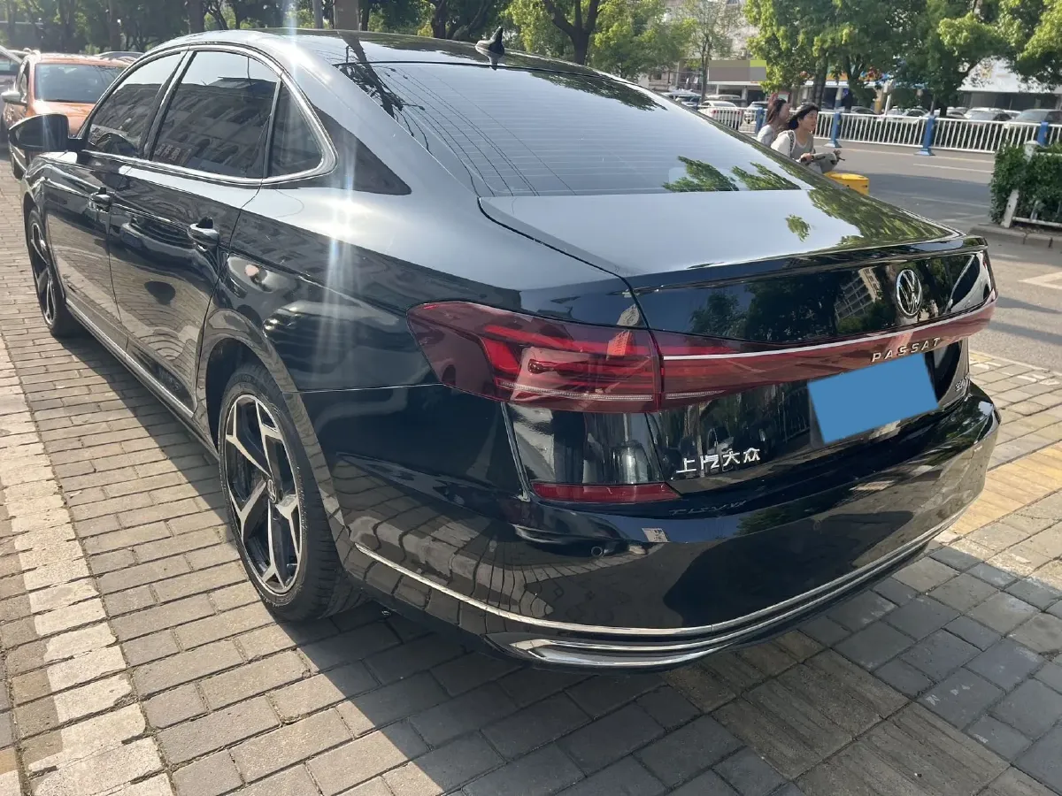 2023 Volkswagen Passat 2.0T 186HP L4 7DCT,autocango,china used car exporter,china ev exporter,chinese used car exporter,chinese used ev exporter