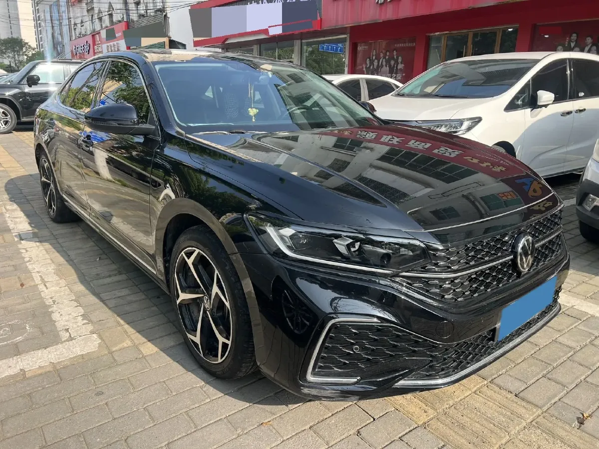 2023 Volkswagen Passat 2.0T 186HP L4 7DCT,autocango,china used car exporter,china ev exporter,chinese used car exporter,chinese used ev exporter