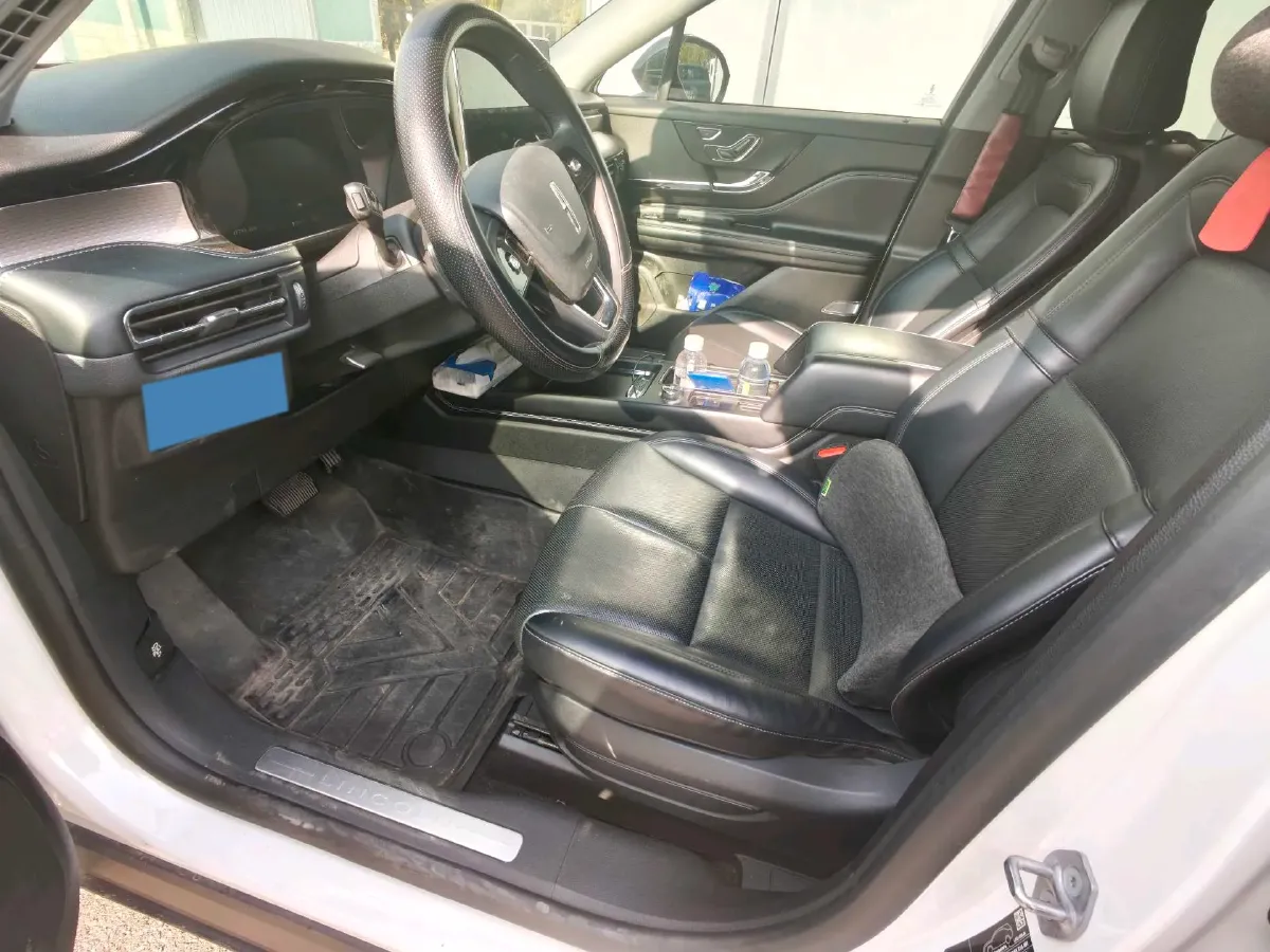 2022 Lincoln Corsair 2.0T 245HP L4 8AT,autocango,china used car exporter,china ev exporter,chinese used car exporter,chinese used ev exporter