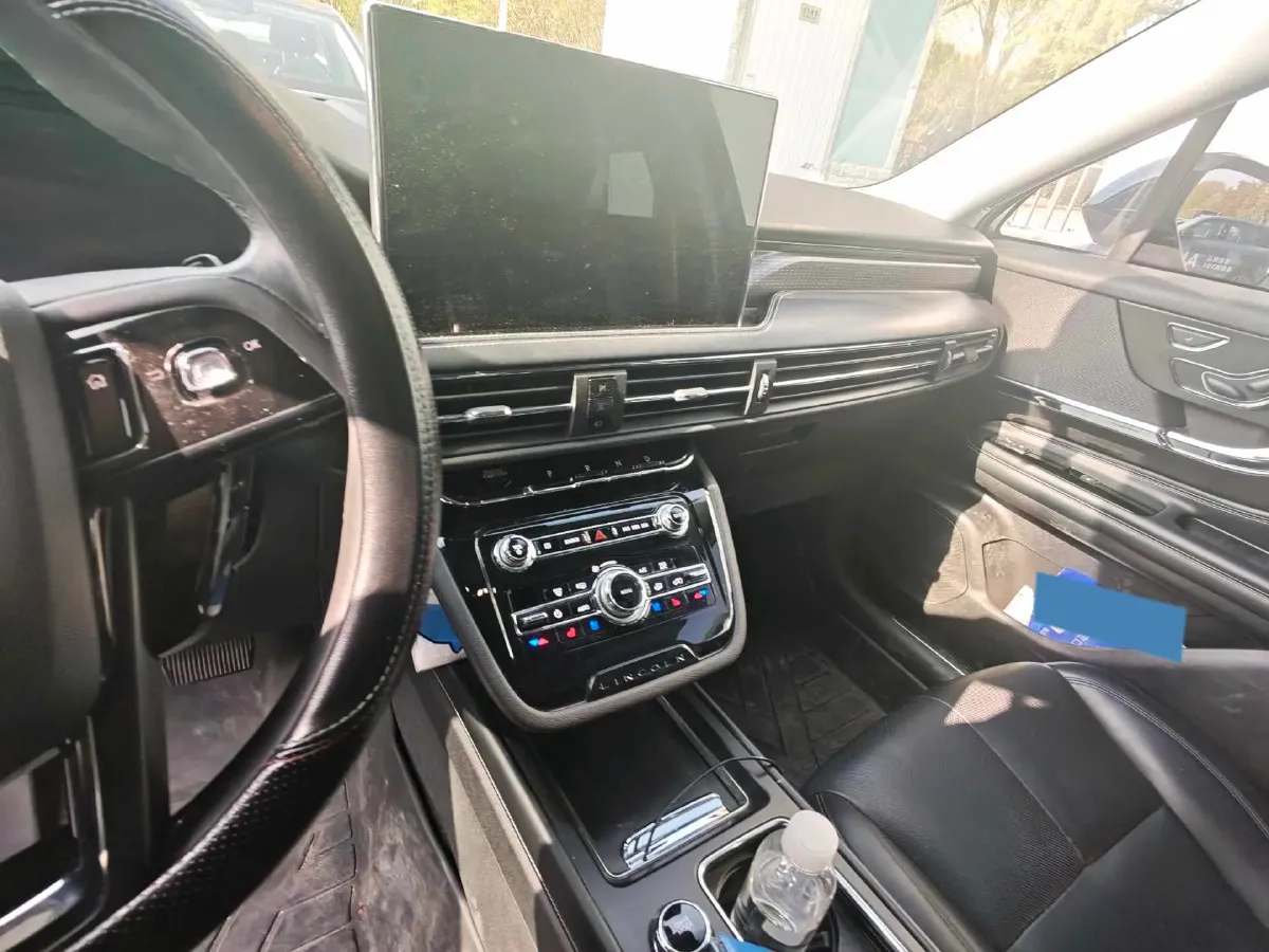 2022 Lincoln Corsair 2.0T 245HP L4 8AT,autocango,china used car exporter,china ev exporter,chinese used car exporter,chinese used ev exporter