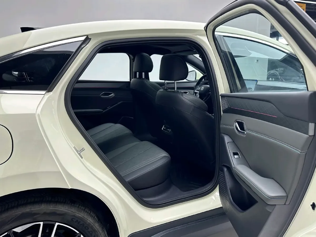 2025 BYD QinL BEV,autocango,china used car exporter,china ev exporter,chinese used car exporter,chinese used ev exporter